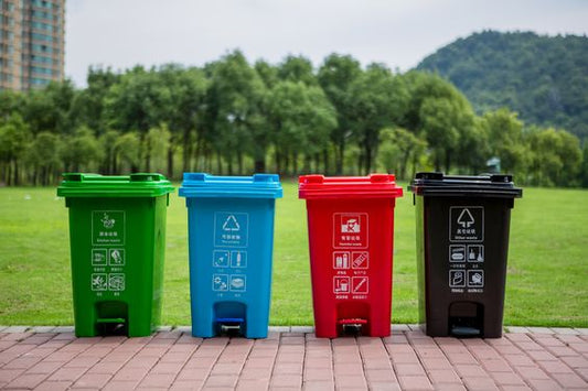 Elegancia y Funcionalidad: Contenedores de Basura de 120 Litros para Residencias Modernas