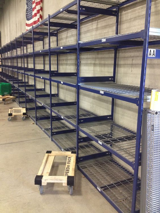 Estantes Metálicos para Industrias Manufactureras: Eficiencia y Organización