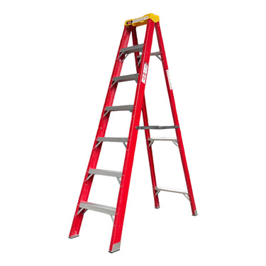 Escalera Tijera Fibra de Vidrio 7 Peldaños - Alto 2.1 m